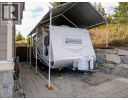 5950 Compass Lane, Sechelt, BC V7Z0V1 Photo 30