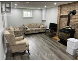 3402 Frobex Court, Mississauga, ON L5C2B5 Photo 8