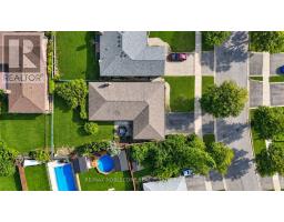 4 Warlingham Court, Toronto, ON M9C3K3 Photo 41