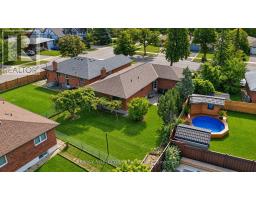 4 Warlingham Court, Toronto, ON M9C3K3 Photo 39