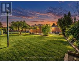 4 Warlingham Court, Toronto, ON M9C3K3 Photo 34