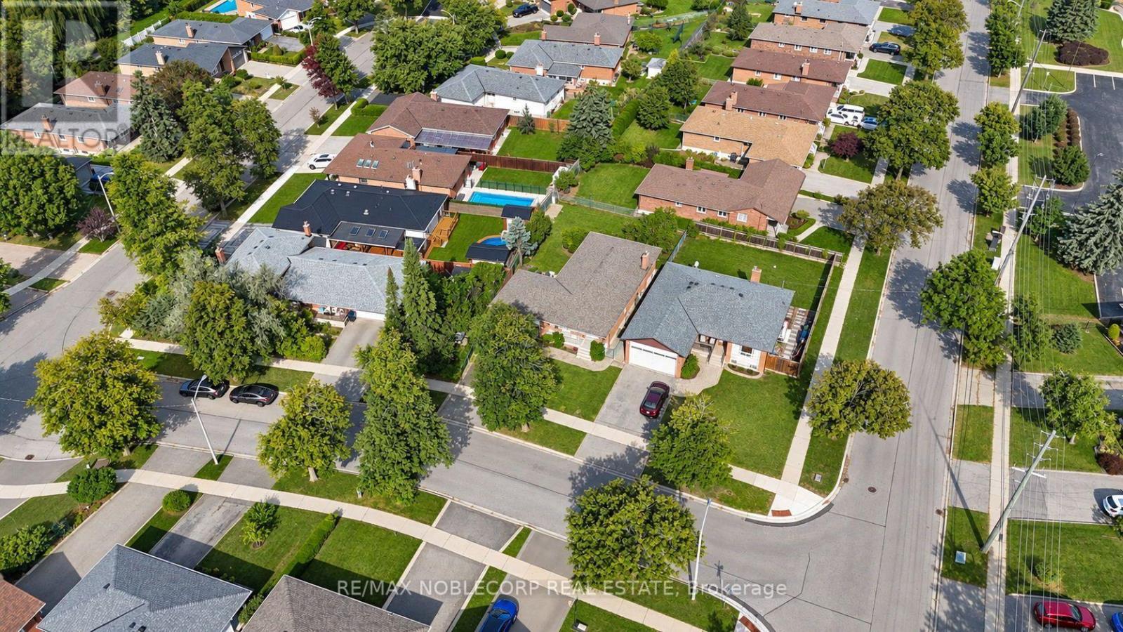 4 WARLINGHAM COURT - 43