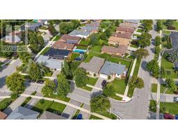4 Warlingham Court, Toronto, ON M9C3K3 Photo 43