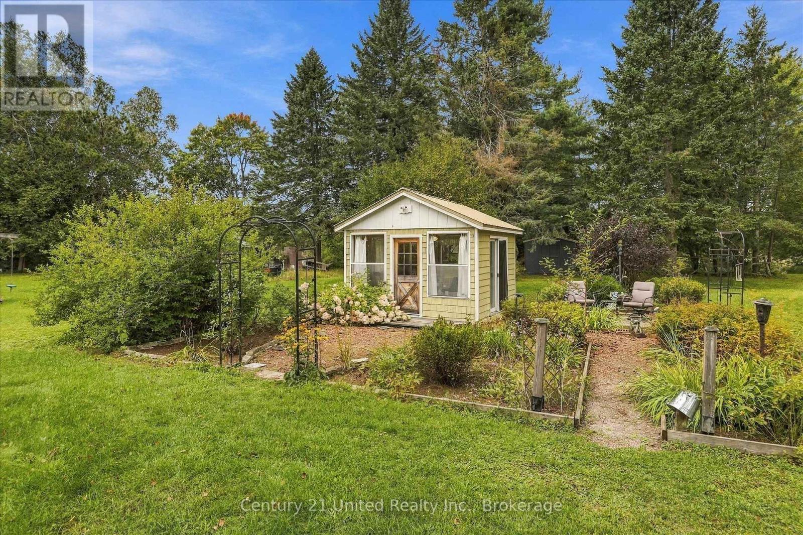 164 HILLSIDE DRIVE - 5