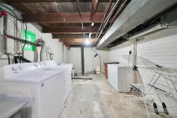 262 Chalmers Avenue, Winnipeg, MB R2L0E9 Photo 38