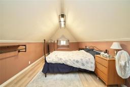 262 Chalmers Avenue, Winnipeg, MB R2L0E9 Photo 27