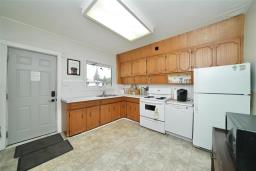 262 Chalmers Avenue, Winnipeg, MB R2L0E9 Photo 17