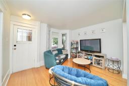 4pc Bathroom - 262 Chalmers Avenue, Winnipeg, MB R2L0E9 Photo 7
