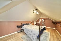 262 Chalmers Avenue, Winnipeg, MB R2L0E9 Photo 30