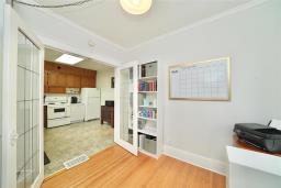 262 Chalmers Avenue, Winnipeg, MB R2L0E9 Photo 20