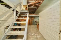 262 Chalmers Avenue, Winnipeg, MB R2L0E9 Photo 31