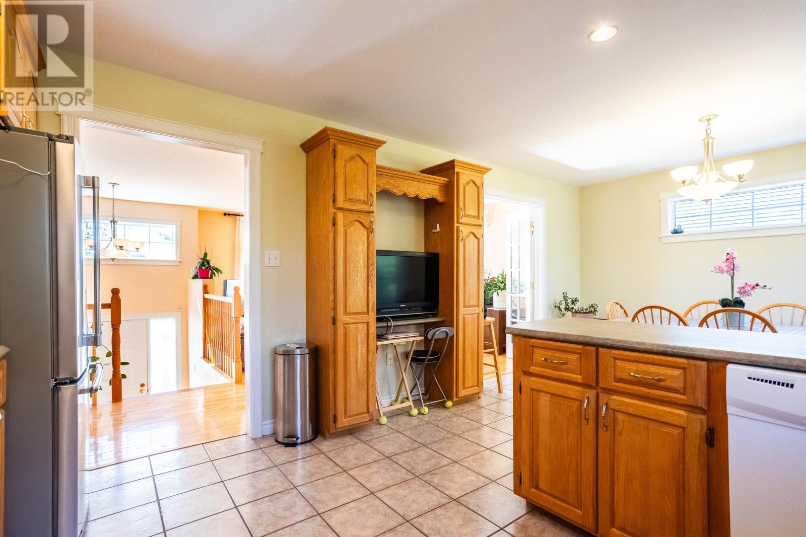 5 Commonwealth Avenue - 12