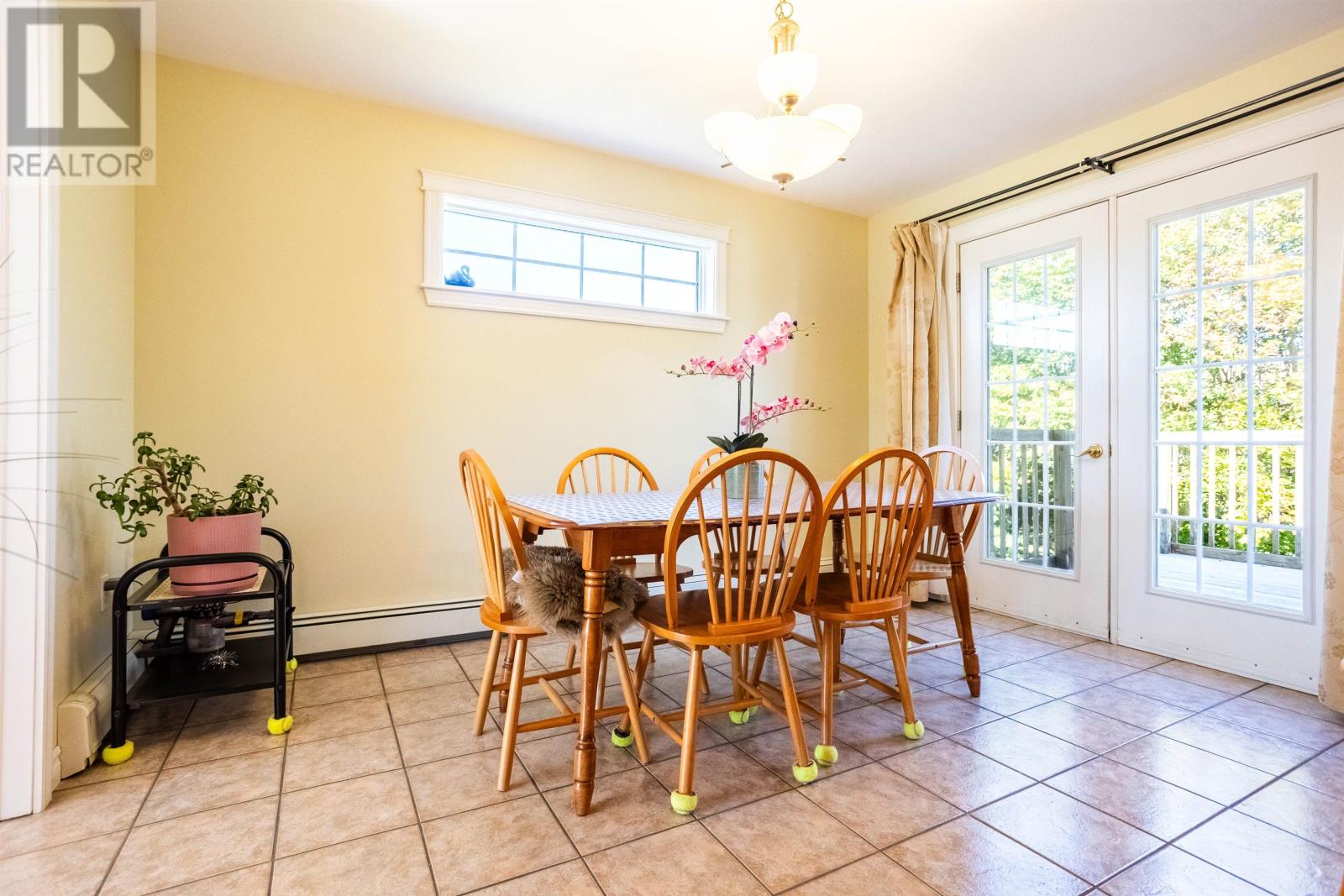 5 Commonwealth Avenue - 15