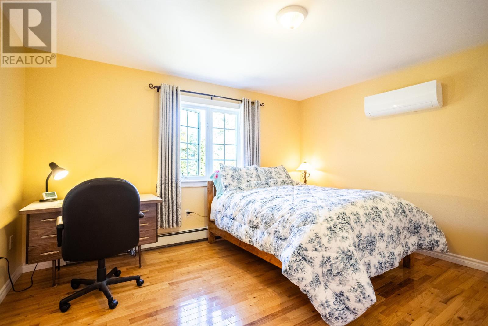 5 Commonwealth Avenue - 18
