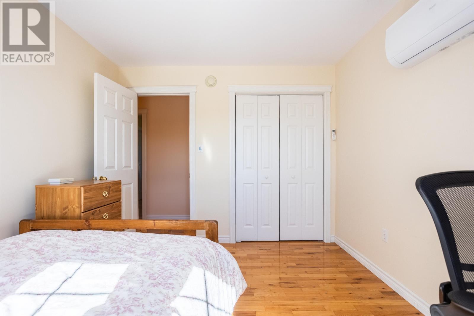 5 Commonwealth Avenue - 22