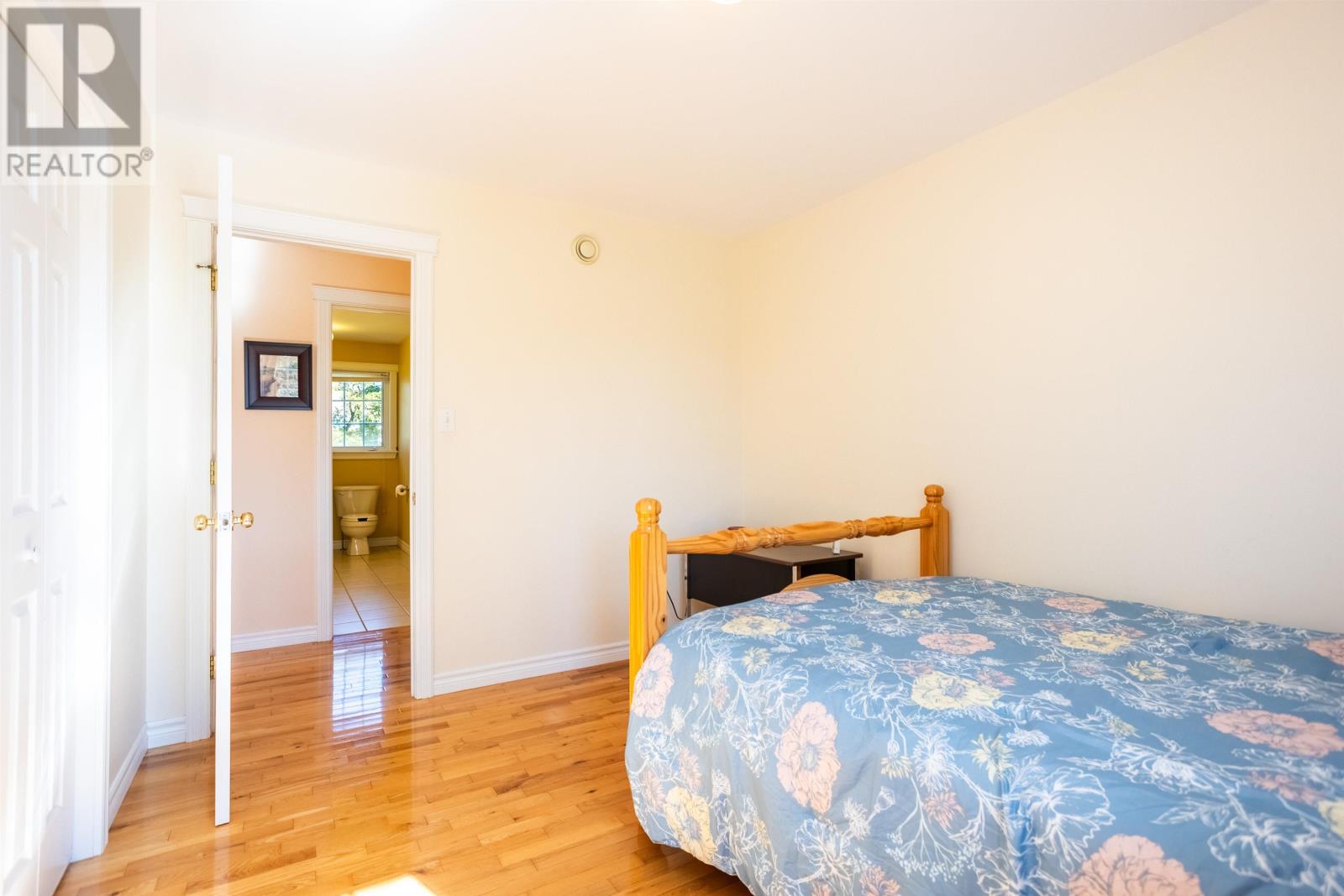 5 Commonwealth Avenue - 24