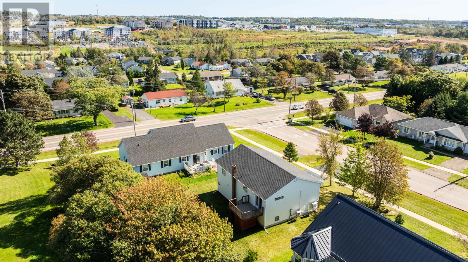 5 Commonwealth Avenue - 32