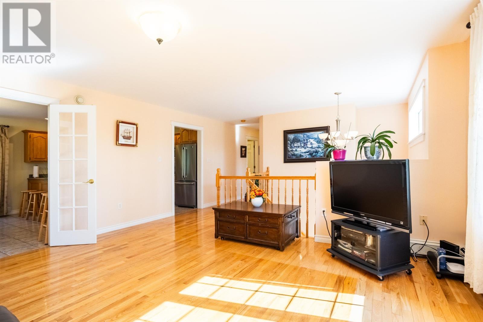 5 Commonwealth Avenue - Image 7