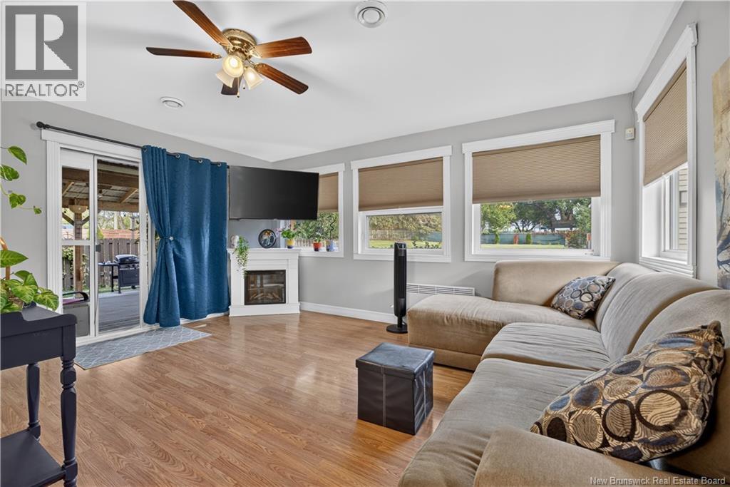 228 Wellington Street - Image 12