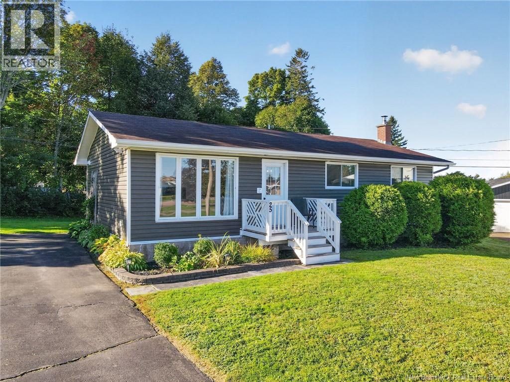 25 Boishebert Street - 1
