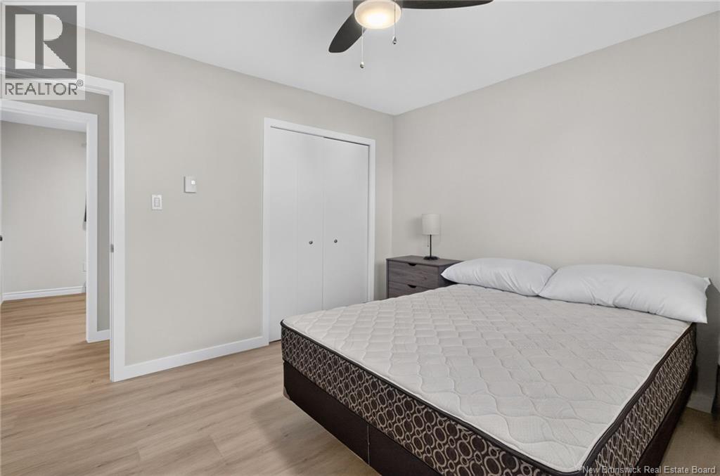 25 Boishebert Street - 14