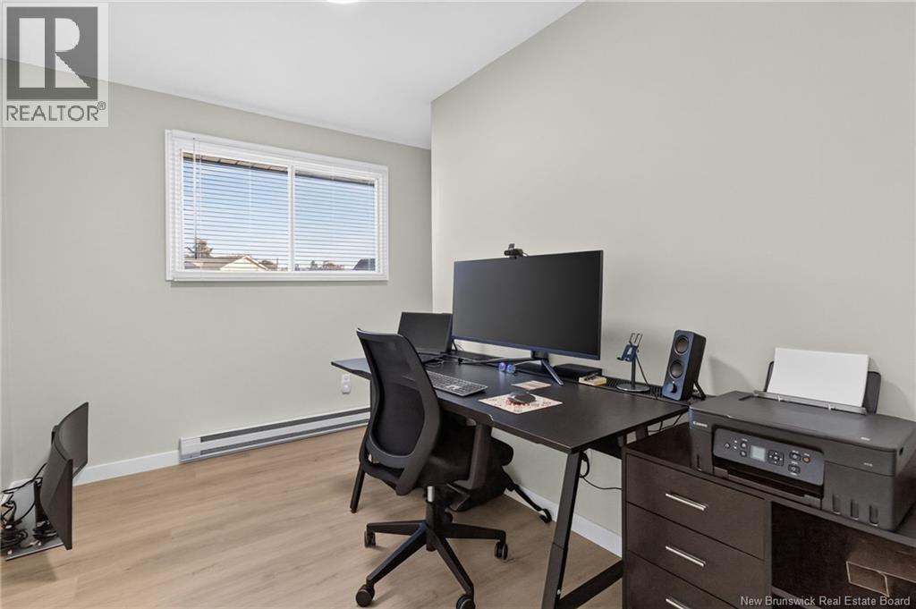 25 Boishebert Street - 15