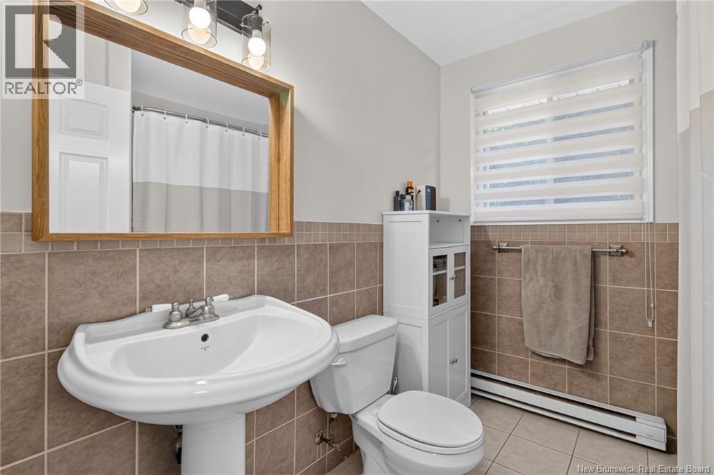 25 Boishebert Street - 27