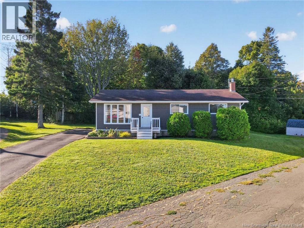 25 Boishebert Street - 36