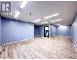 222 Edinburgh Drive Unit# 200, photo 12