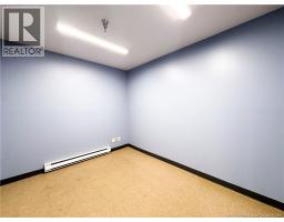 222 Edinburgh Drive Unit# 200, photo 18