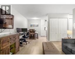 212 2520 Wark St, Victoria, BC V8T5G6 Photo 15