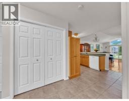 Foyer - 4568 Brother's Court, Windsor, ON N9G2W1 Photo 12