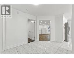 Family room - 2564 Buttery Street, Windsor, ON N9E4L9 Photo 16