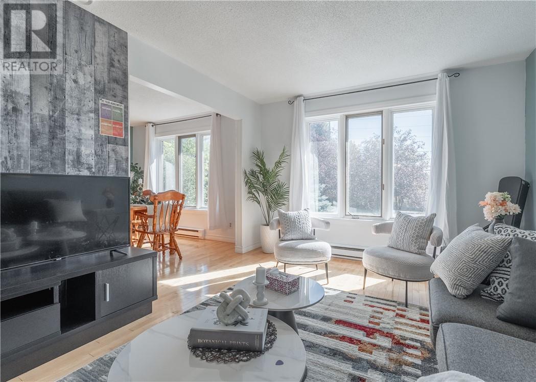 2618 Bancroft Drive, Sudbury, Ontario, P3B1T3, Sudbury, Ontario — photo 4 of 5