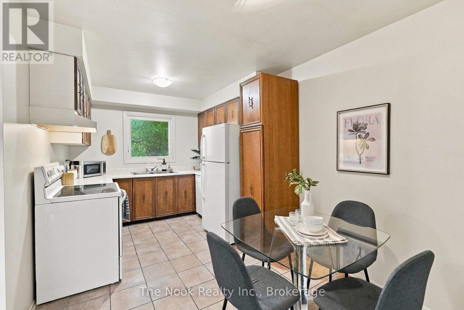 27 FIELD CRESCENT - 14