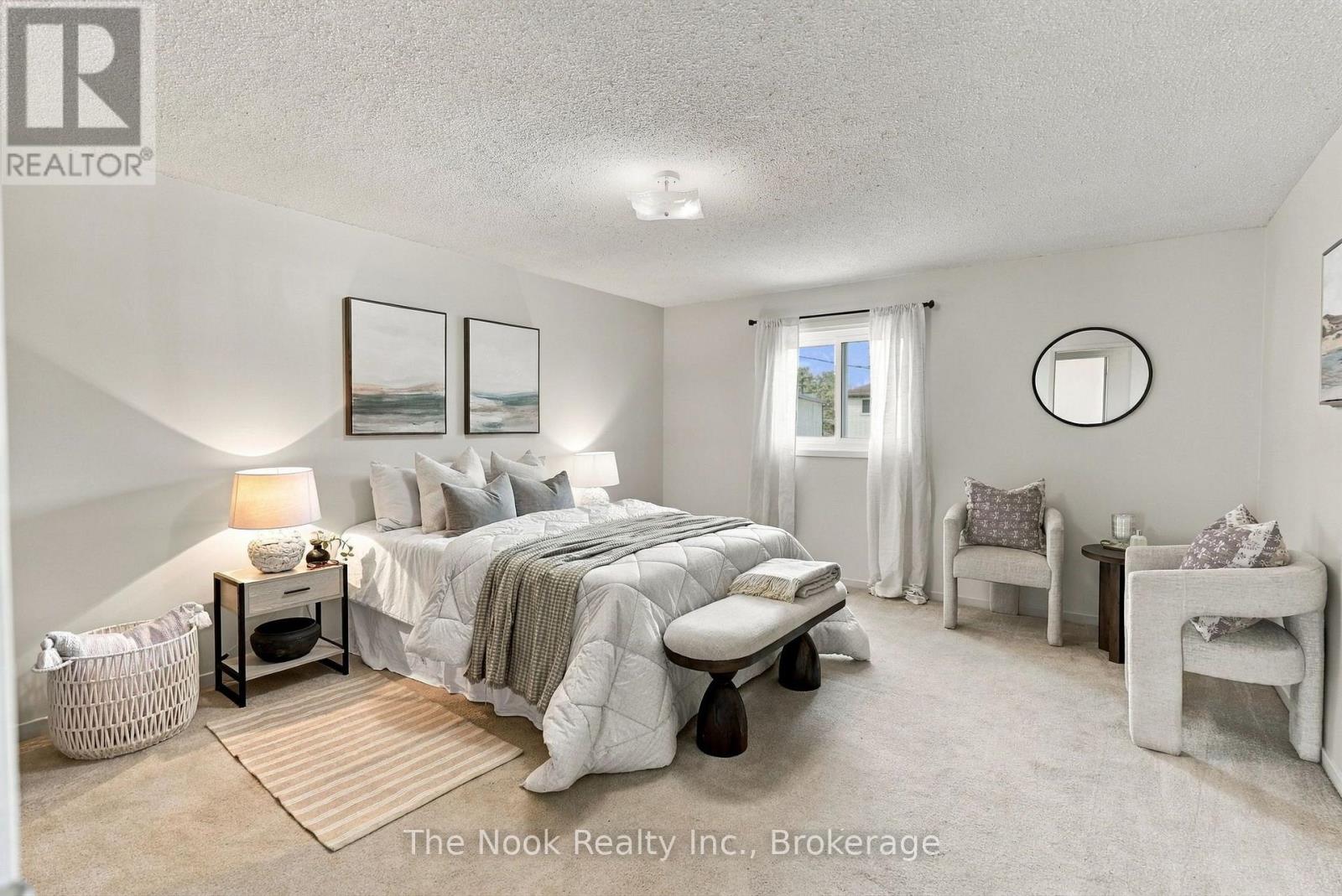 27 FIELD CRESCENT - Image 17