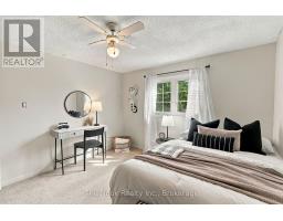 27 Field Crescent, Ajax, ON L1Z1B3 Photo 20