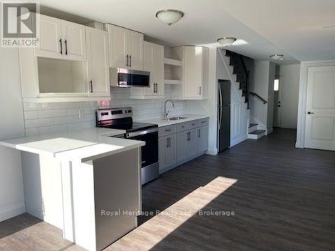 Property for lease at UNIT 2 - 279 HUMBER AVENUE