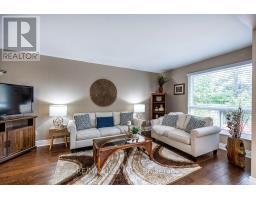 Living room - 3 - 1330 Trowbridge Drive, Oshawa, ON L1G7L1 Photo 7