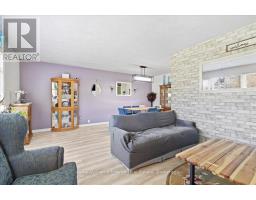 Bedroom 3 - 30 Dominion Drive, Kawartha Lakes, ON K9V1H7 Photo 6