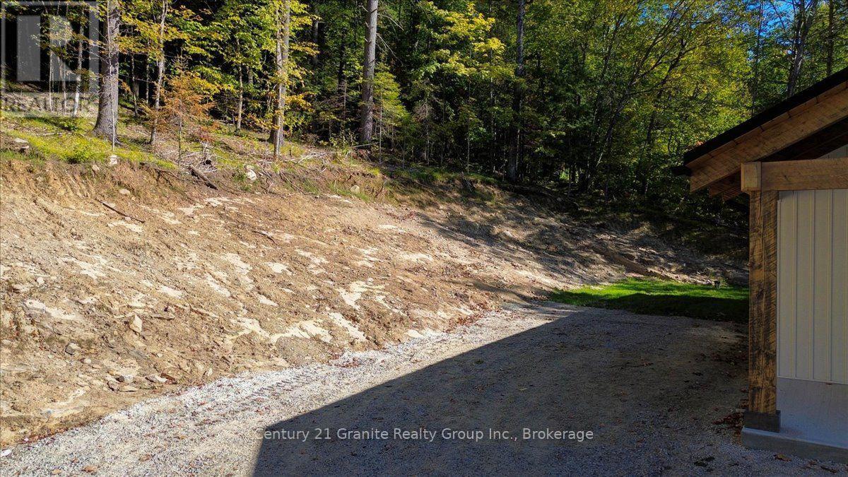 67 MAXWELL SETTLEMENT ROAD - Image 38