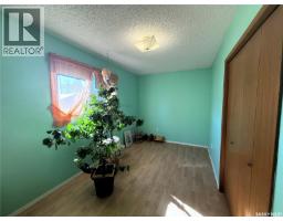 Bedroom - 433-435 25th Street E, Prince Albert, SK S6V1T3 Photo 12