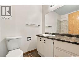 28 6918 Blakeney Drive, Regina, SK S4X2N5 Photo 18