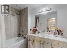 228 Longboat Run W, Brantford, ON N3T0X1 Photo 19