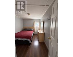19 Glendale Avenue thumbnail 10