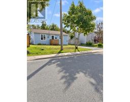 19 Glendale Avenue thumbnail 2