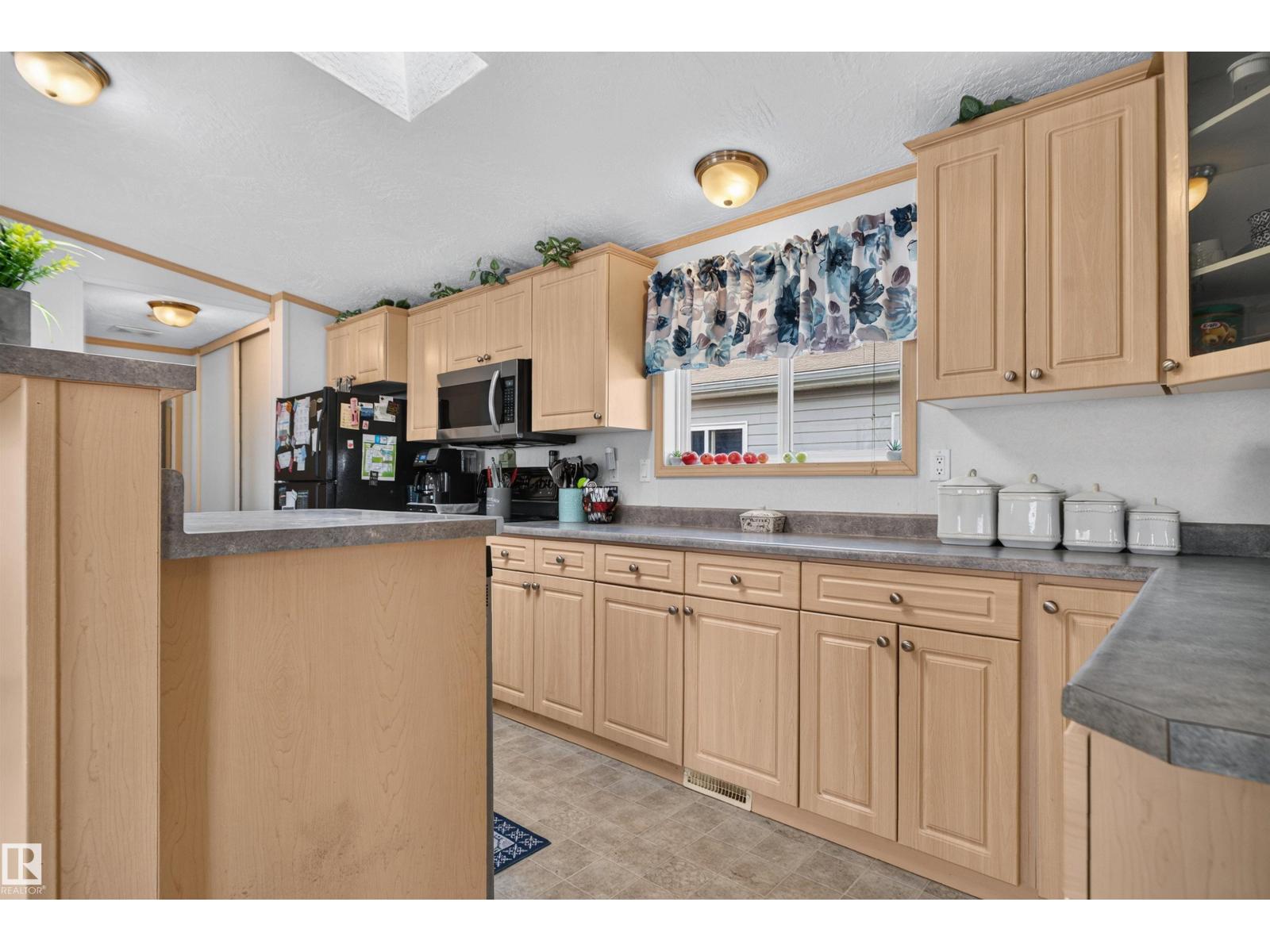 1405 53222 Range Road 272 - 10