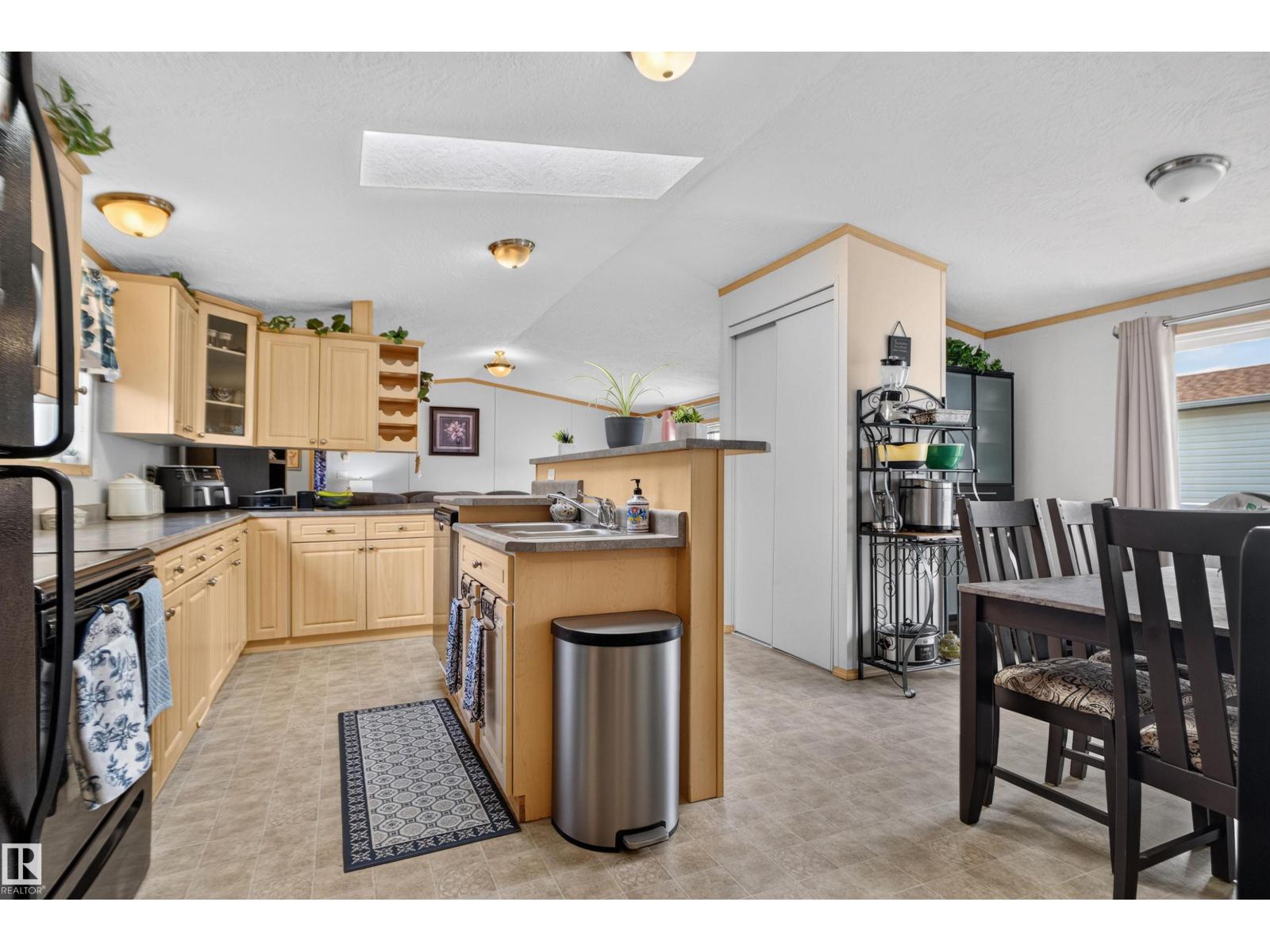 1405 53222 Range Road 272 - 11