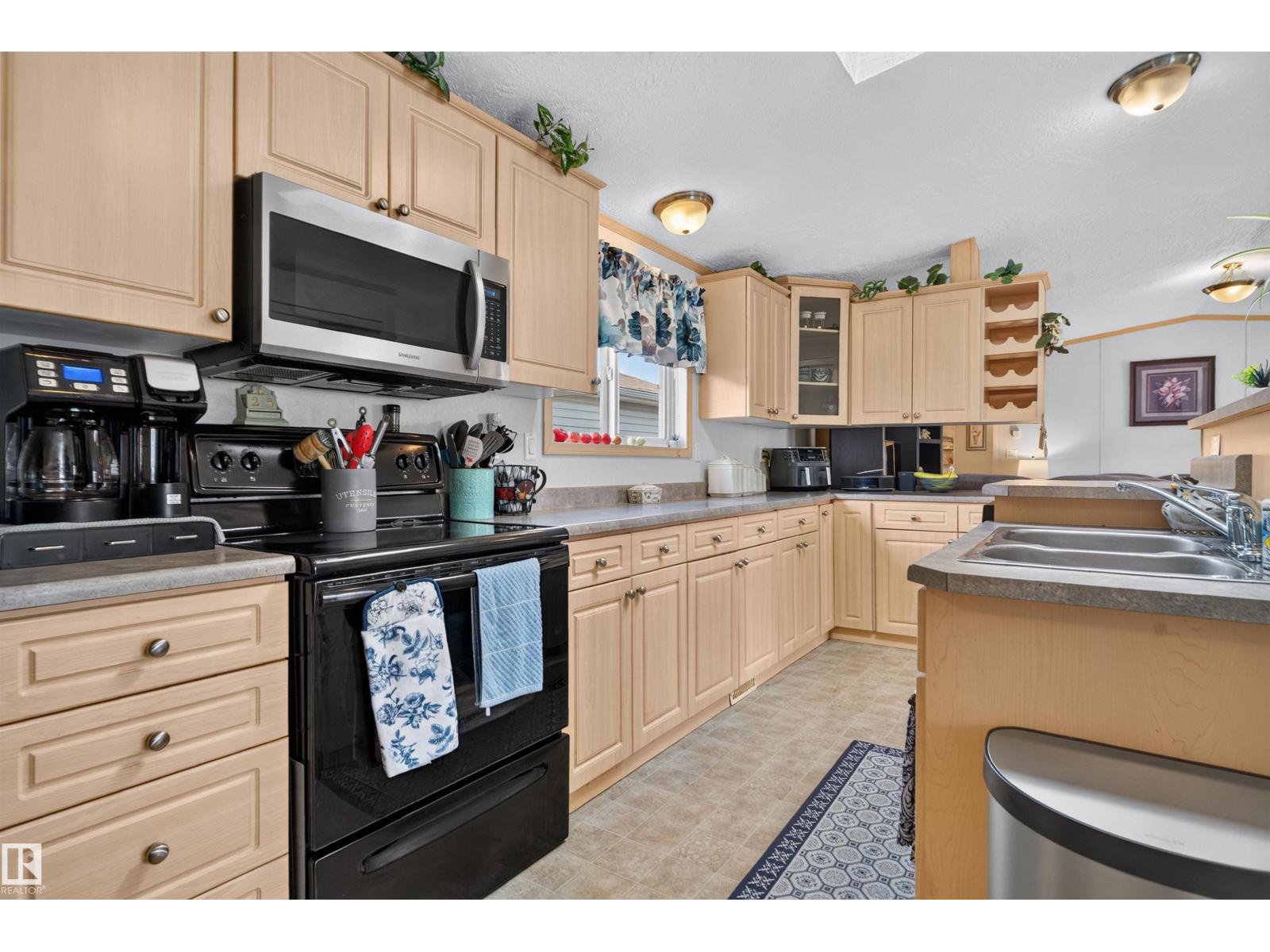 1405 53222 Range Road 272 - 8
