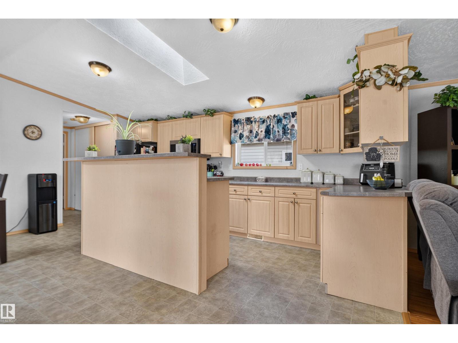 1405 53222 Range Road 272 - 9